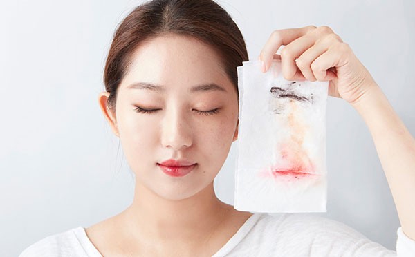 Tại sao cần tẩy trang?